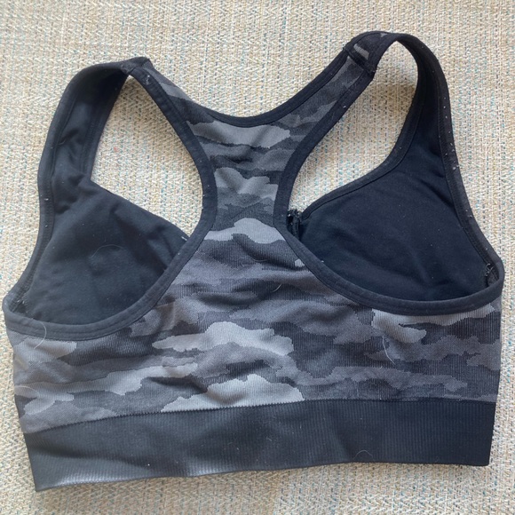 Womens zip up bra - Picture 2 of 2